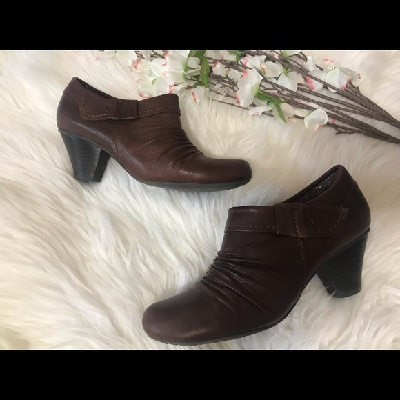 bare traps raini bootie